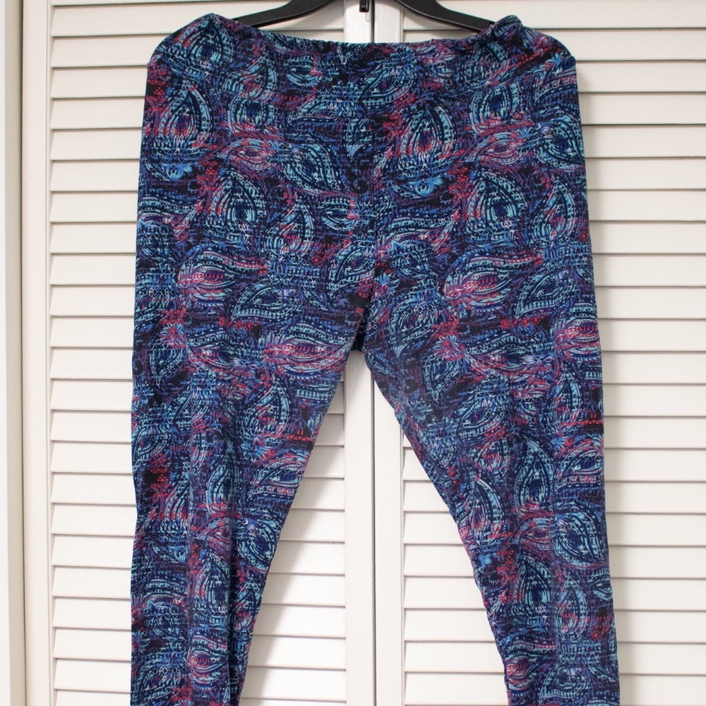 Purple Paisley Leggings (XL)